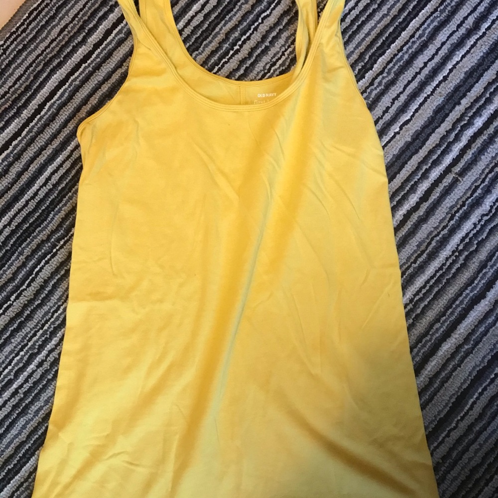 Old Navy tank tops size medium